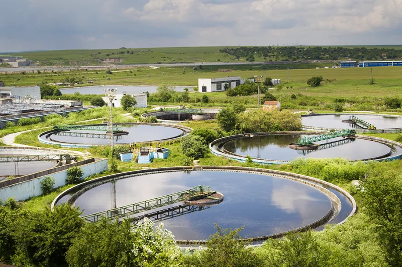 Químicos para el tratamiento de aguas residuales industriales